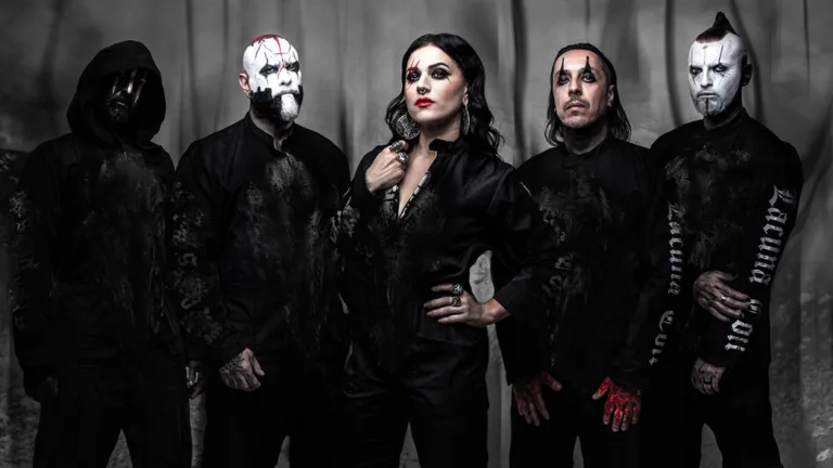 Lacuna Coil - "Sleepless Empire": Un Imperio Sin Descanso en el Metal Gótico