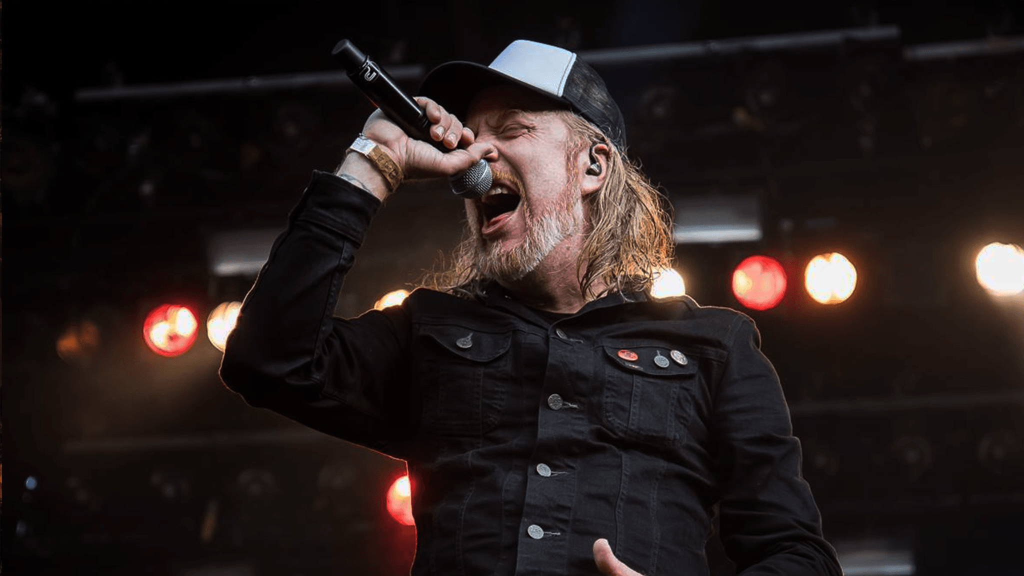 portada-at-the-gates