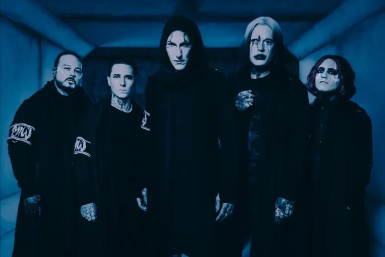Motionless in White Afraid of the Dark